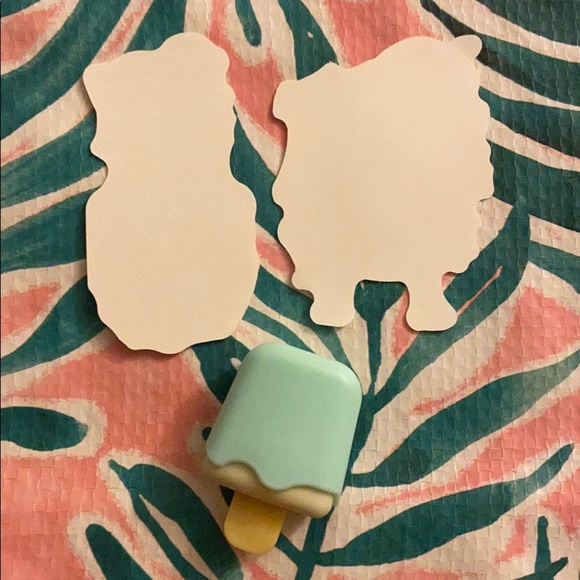 10 Piece Hair & Nail Accessories Beauty Bundle Set Lip Gloss Scrunchies Clips - Picture 10 of 12